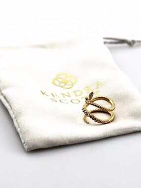 Kendra Scott Ring